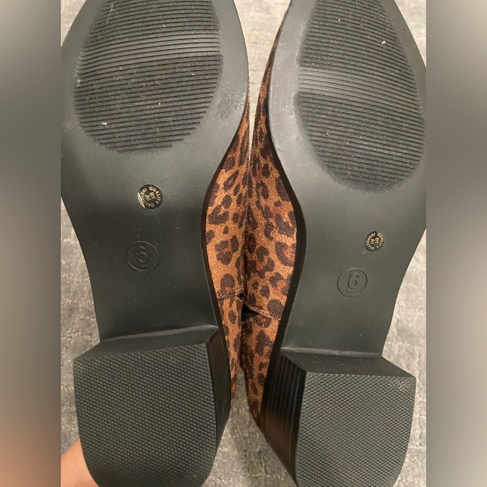 A.N.A A New Approach. Block Heel Bootie Cheetah/L… - image 2